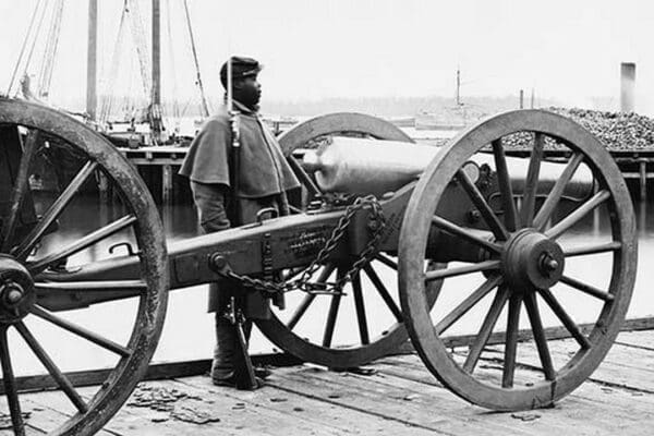 African American soldier Guards Artillery in the Civil War - Art Print