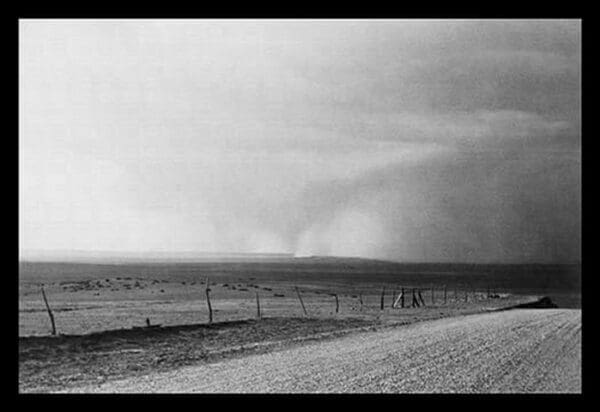 Dust Storm near Mills