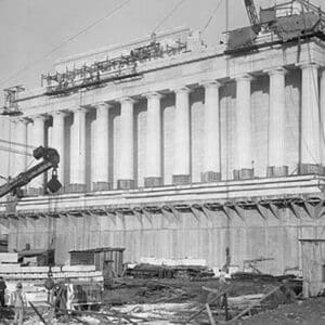 Lincoln Memorial Undergoes Construction - Art Print