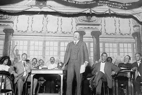 Roosevelt Speaks at Nation Negro Business League - Art Print