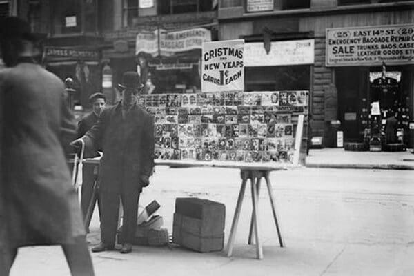 Street Vendor Sells Christmas & New Years Cards of New York Street - Art Print