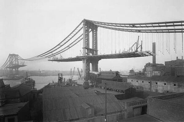 The Manhattan Bridge Under Construction 1909 - Art Print