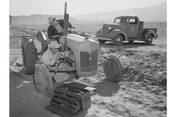 Tractor Repair: Driver Benji Iguchi